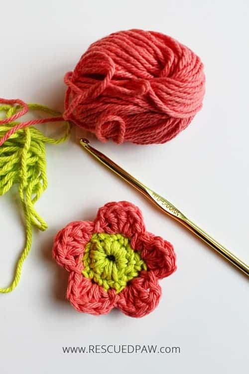 Basic and Simple Crochet Flower Pattern