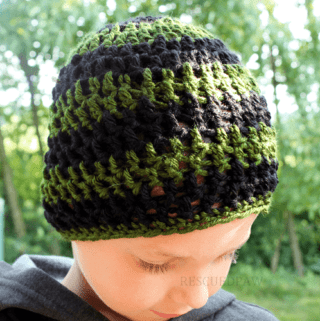 Camouflage unisex crochet beanie