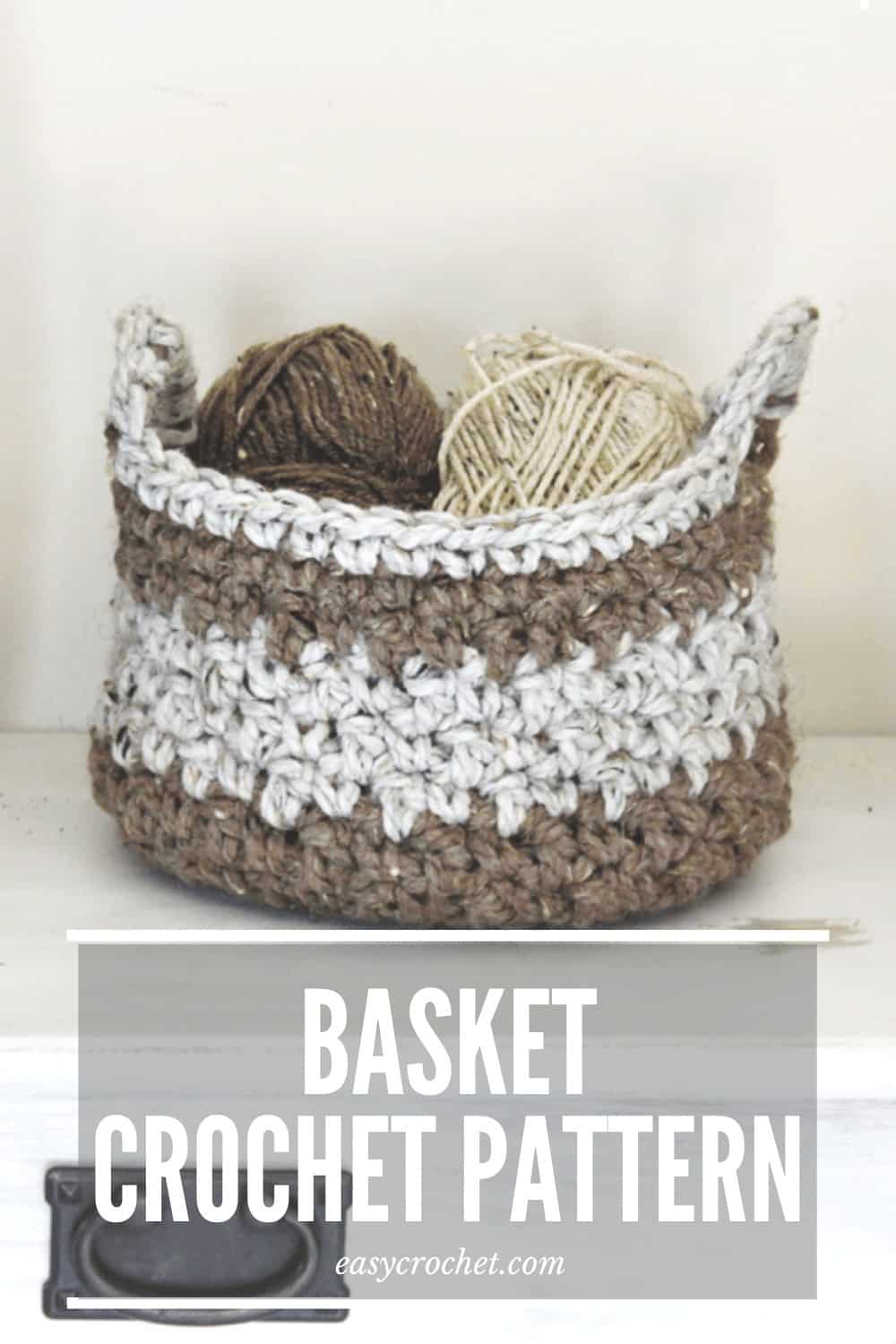 Free Crochet Basket Pattern using Chunky Yarn! Great project for newer crocheters who want to try something a bit challenging! via @easycrochetcom