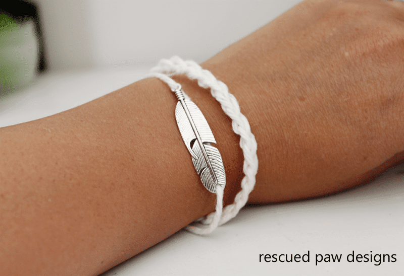 Feather Crochet Bracelet Pattern - Easy Crochet