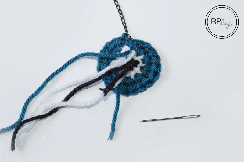 Halloween Monster Eye Crochet Key Chain - Free Pattern by Easy Crochet