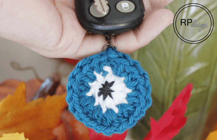 Halloween Monster Eye Crochet Key Chain - Free Pattern by Easy Crochet