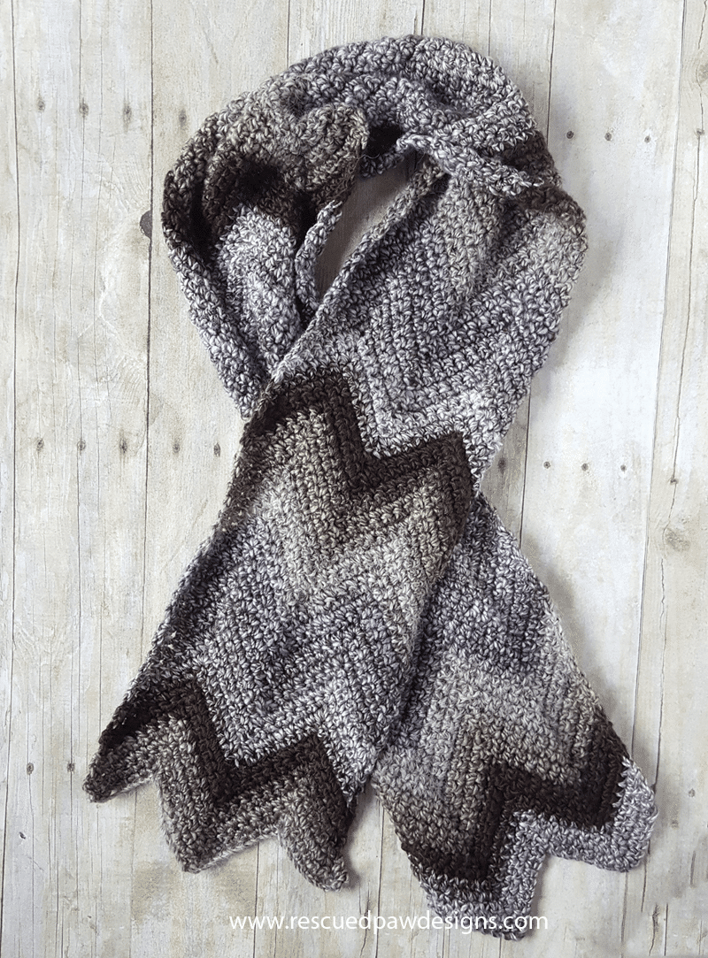 Free Crochet Scarf Pattern using the Chevron Stitch