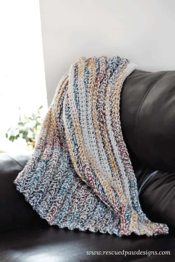 Chunky Crocheted Blanket Pattern in 5 sizes! 