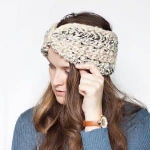 Easy Ear Warmer Crochet Pattern for Beginners