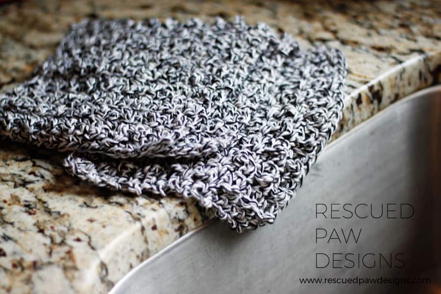 Farmhouse Dishcloth Crochet Pattern by Easy Crochet | Click to Read or Pin and Save for Later!