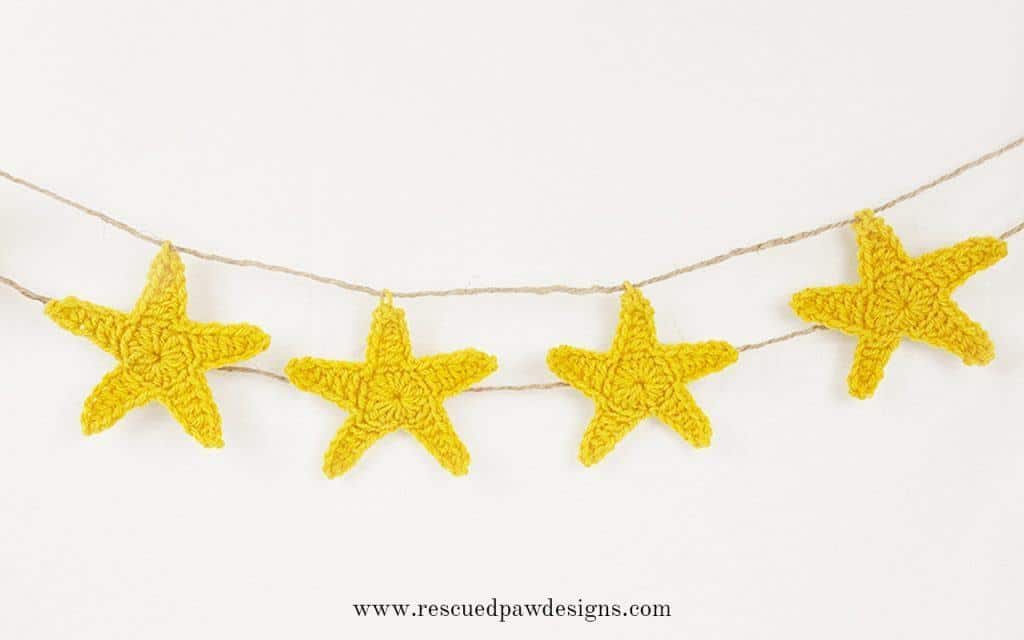 Crochet Star Garland - Rescued Paw Desgins