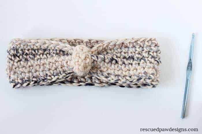 Snowy Earwarmer Crochet Pattern by Easy Crochet - Make this easy beginner friendly pattern today! 