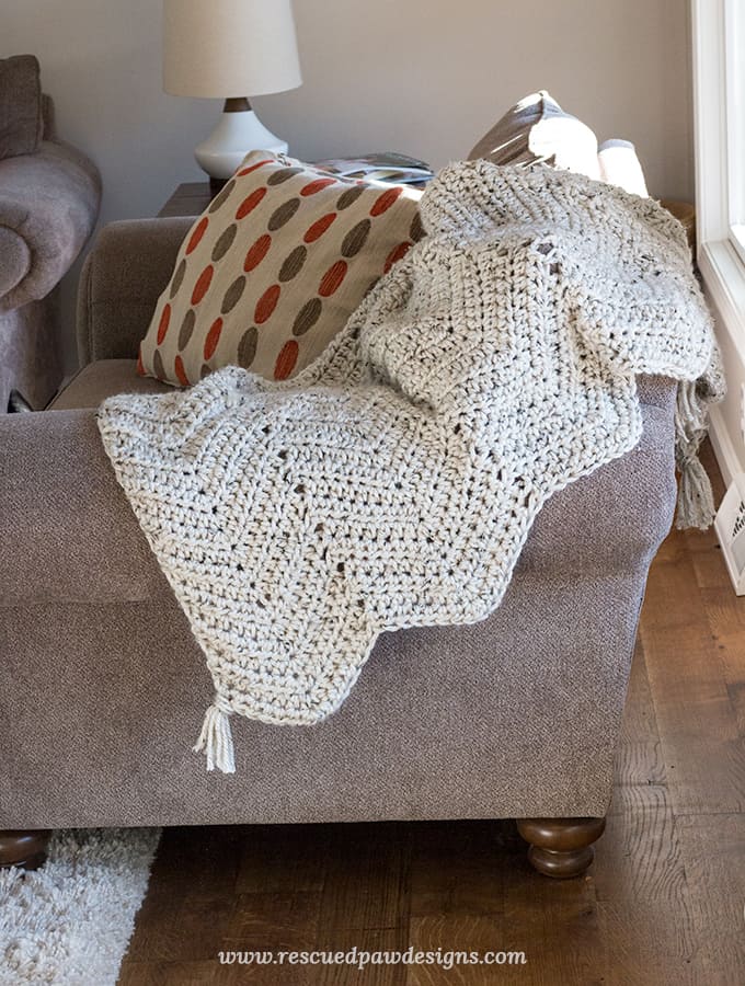 Chunky Chevron Crochet Blanket Pattern