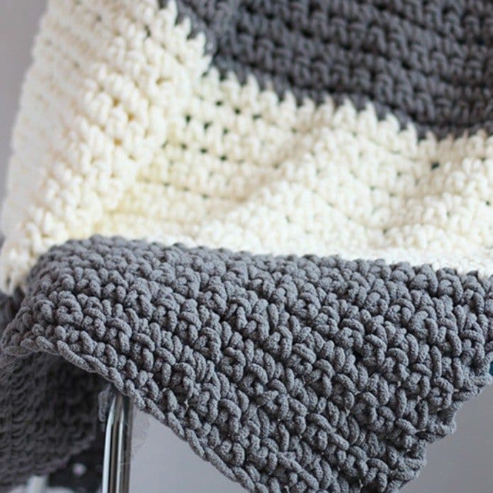 6 Easy Beginner Stitches for Your First Crochet Blanket