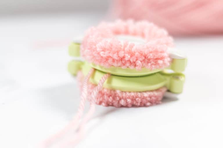 Learn how to Use a Pom Pom Maker - Easy Crochet Patterns