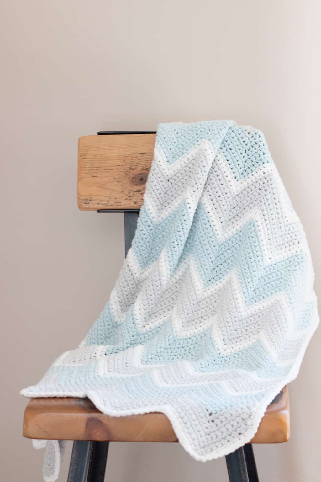 Crochet Baby Blanket Pattern Chevron