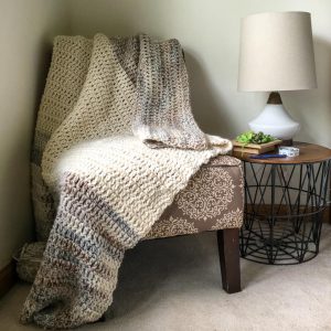 Crochet Blanket Pattern using the Double Crochet - Easy Crochet Patterns