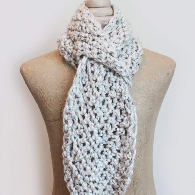 crochet scarf with hole in the middle