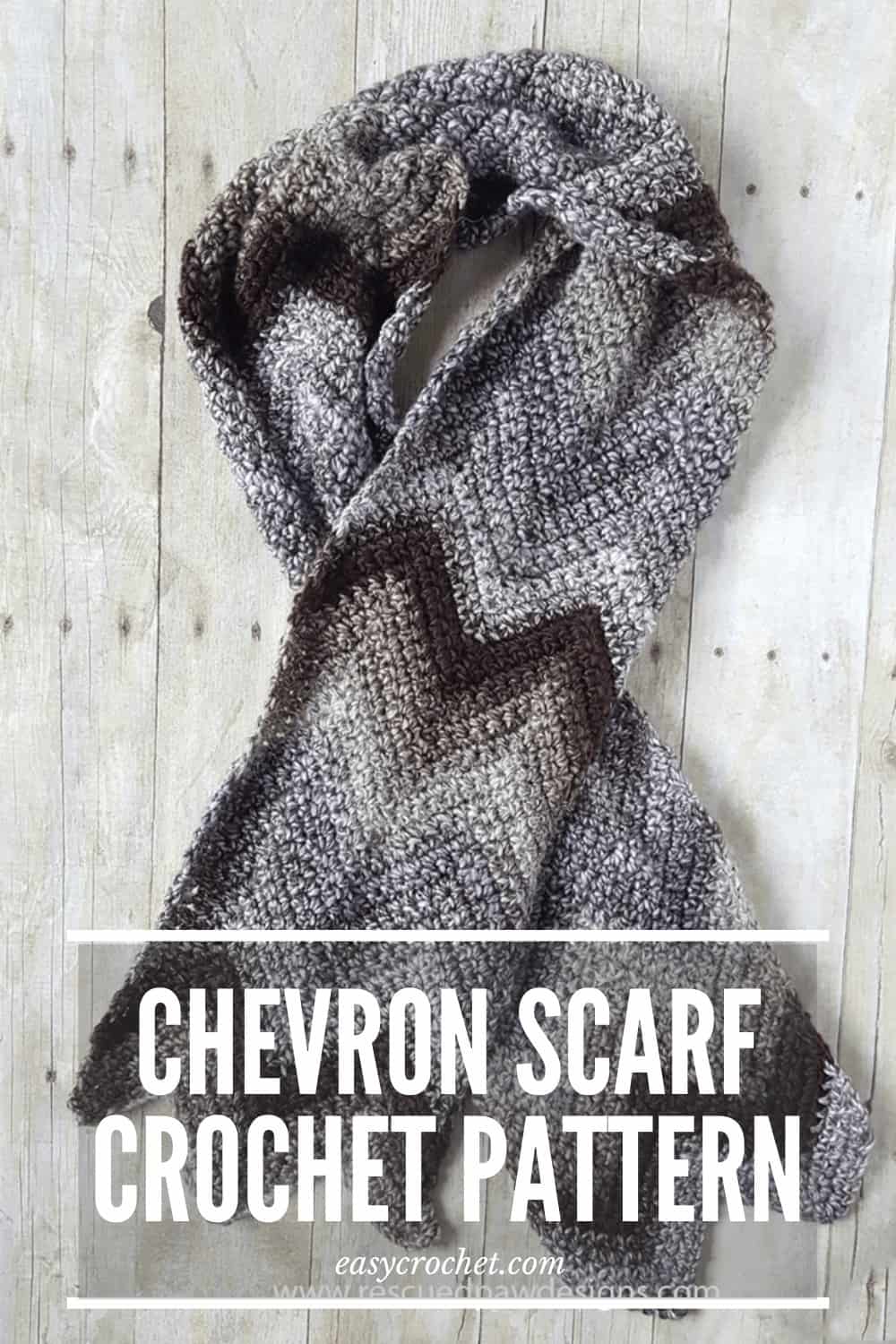 Free Chevron Scarf Crochet Pattern that is simple and fast to work up! via @easycrochetcom