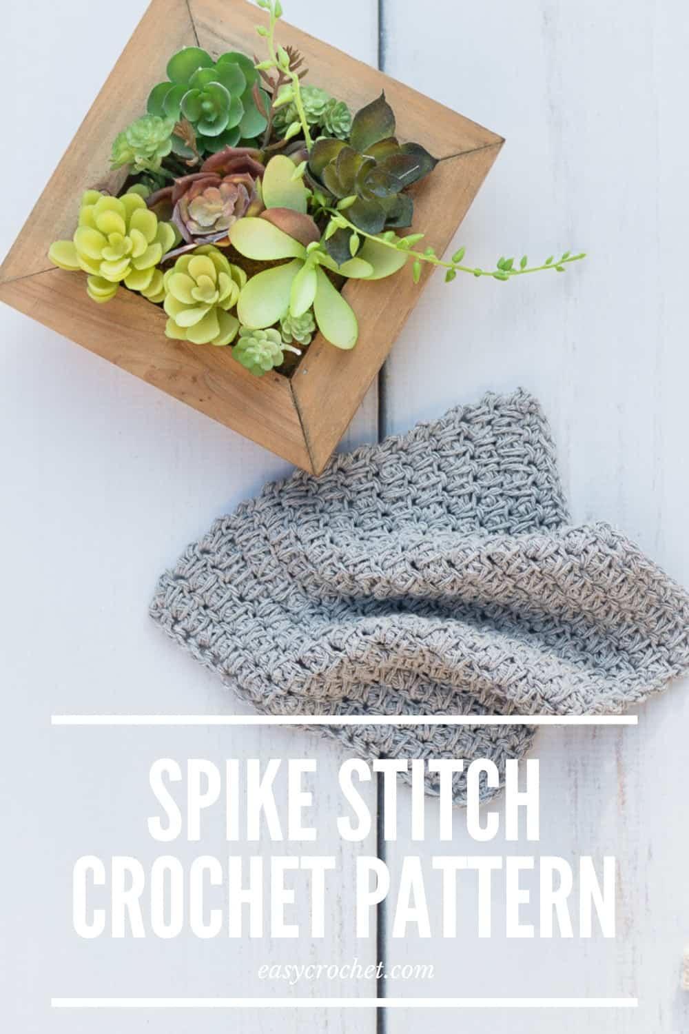 Free Spike Stitch Crochet Dishcloth Pattern via @easycrochetcom