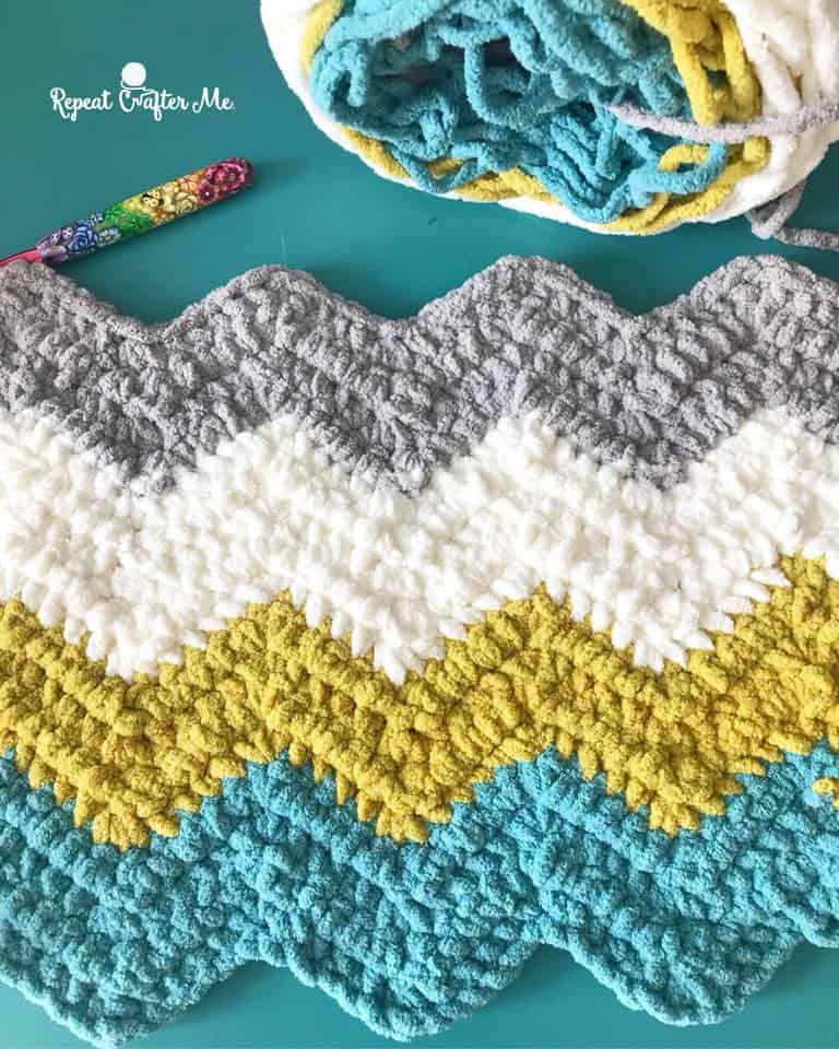 12+ Easy Bernat Blanket Yarn Crochet Patterns 