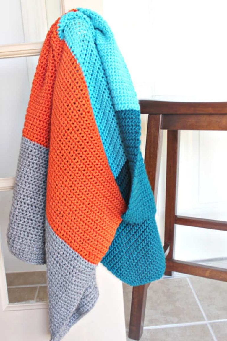 Color Blocked Simple Crochet Blanket Pattern