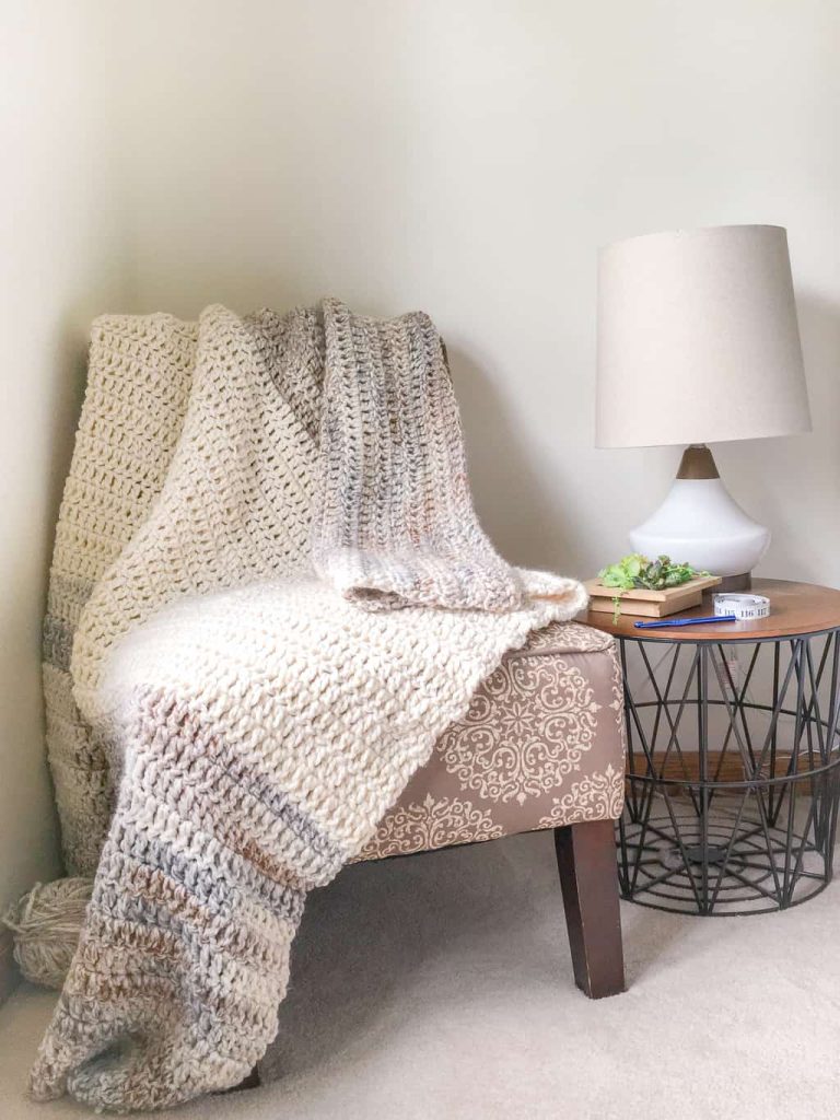 Chunky Double Crochet Blanket Pattern