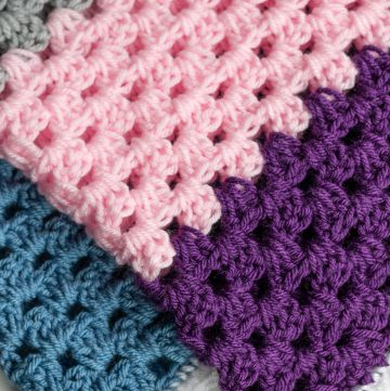 Crochet Heart Pattern - Granny Heart - EasyCrochet.com