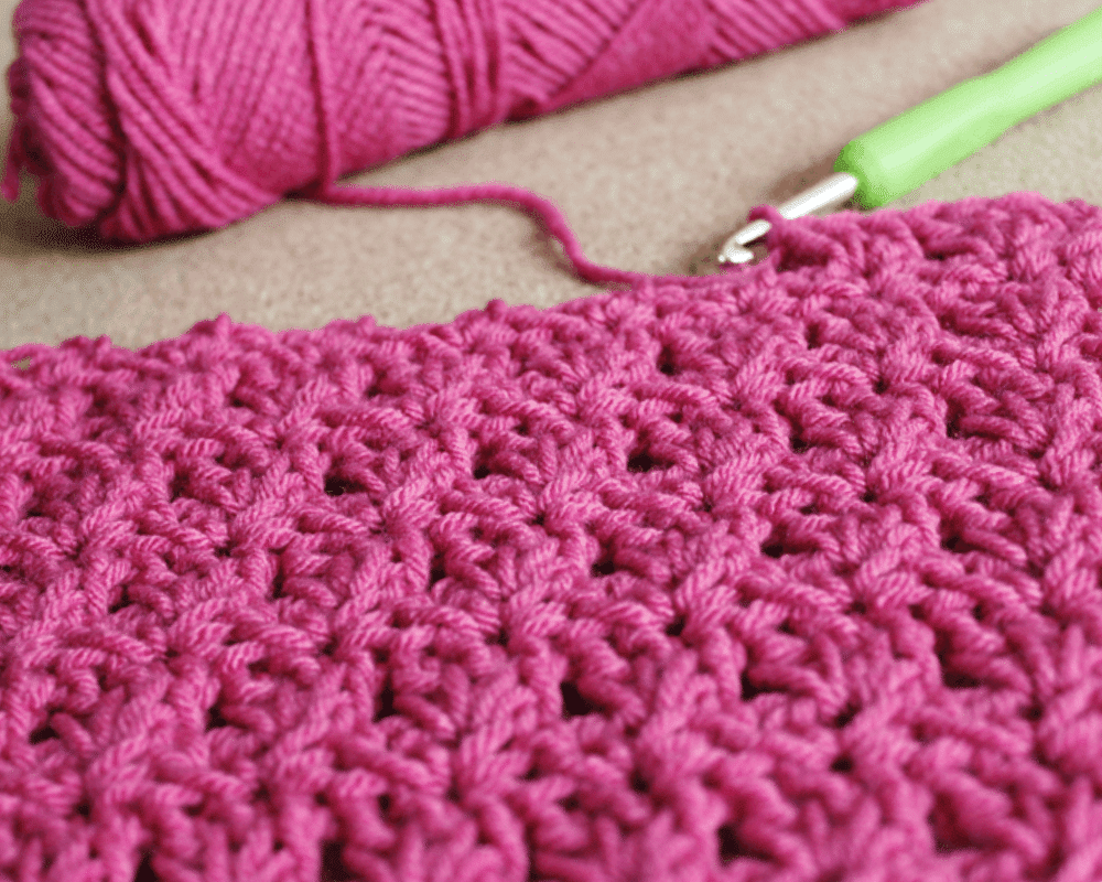 5 CROCHET STITCHES FOR BEGINNERS: V, Moss, Puff, Griddle & Shell