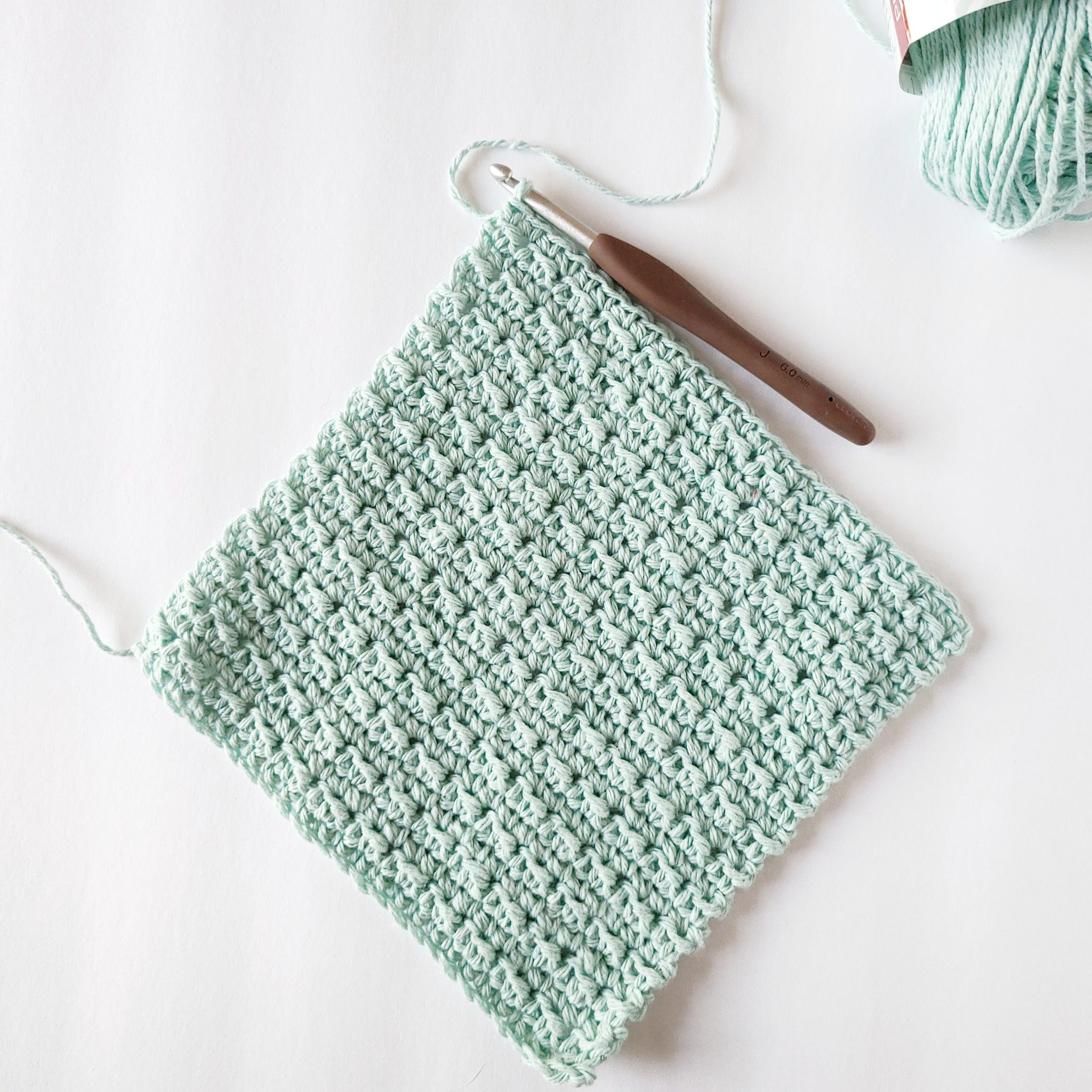 Crochet washcloth by EasyCrochet