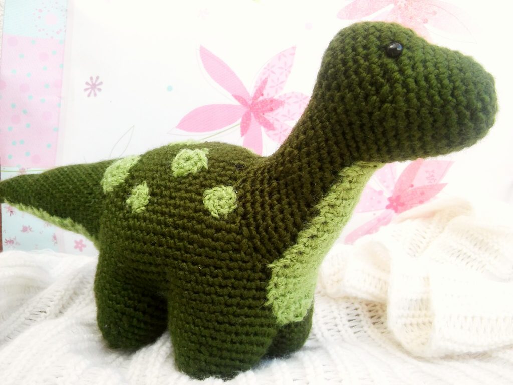 Free & Easy Dinosaur Crochet Patterns