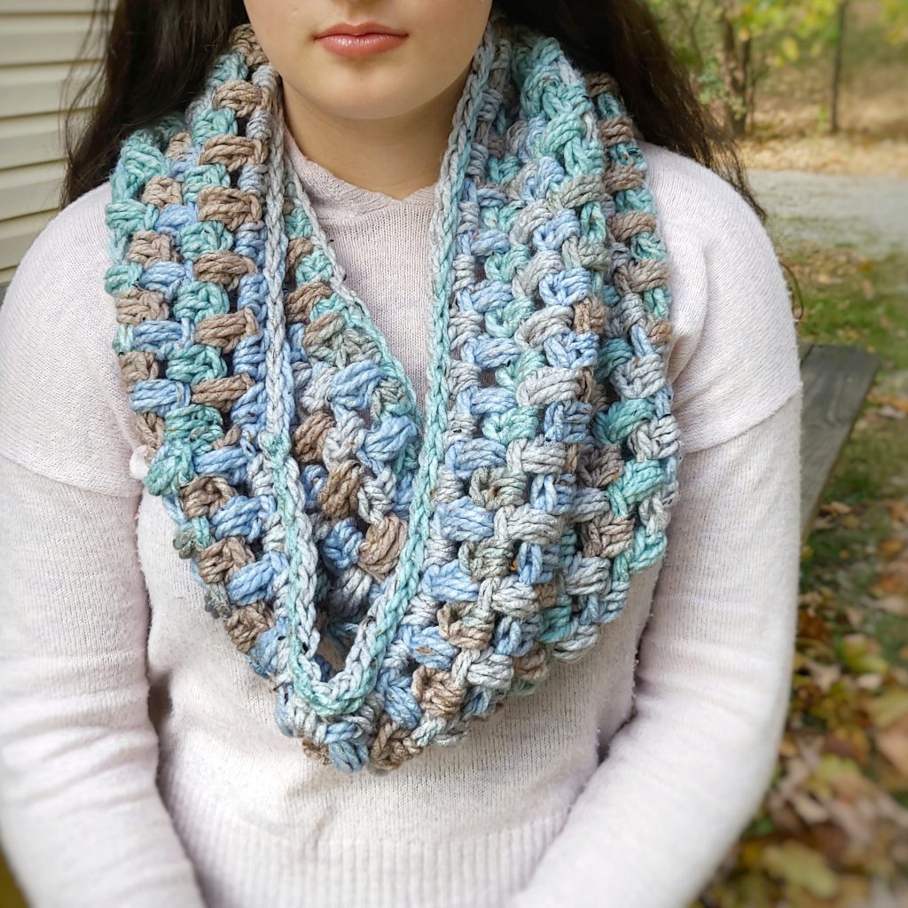 crochet puff stitch cowl scarf