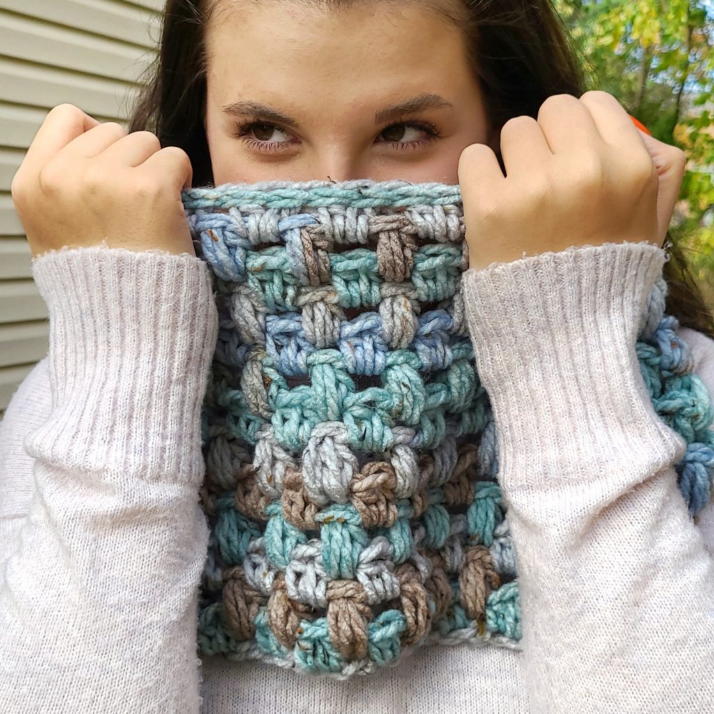 puff stitch cowl crochet pattern