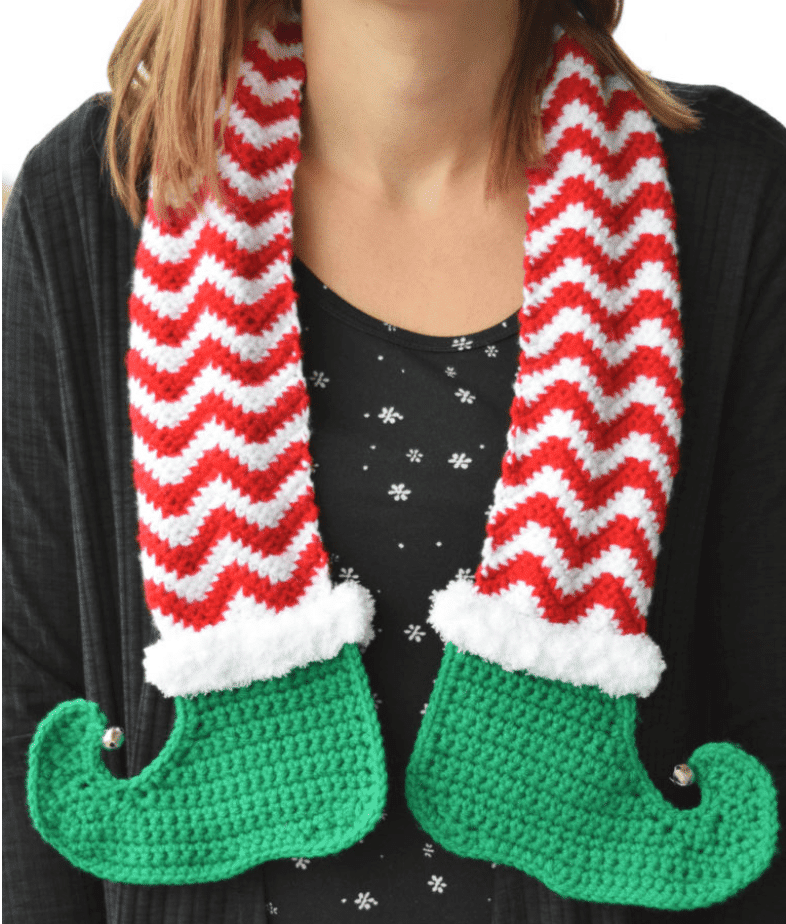 Christmas Scarf // Crochet Winter Scarf // Green and White
