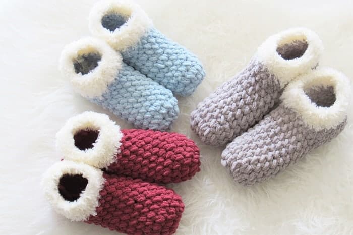 Free crochet slipper patterns for ladies hot sale