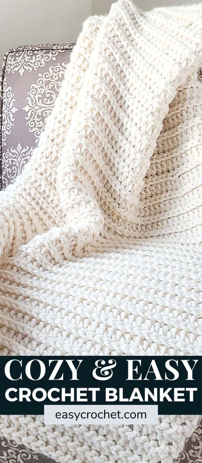 Free Crochet Throw Blanket that is easy to crochet and uses only two beginner-friendly stitches. via @easycrochetcom