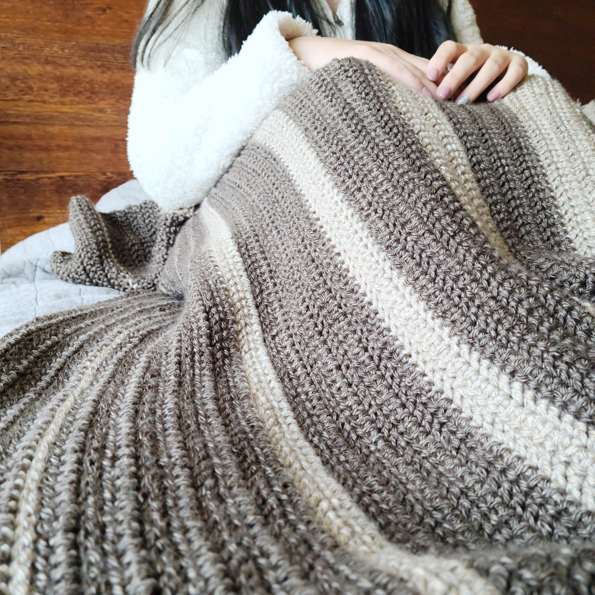 Falling In Striped Crochet Blanket Pattern - Easy Crochet Patterns