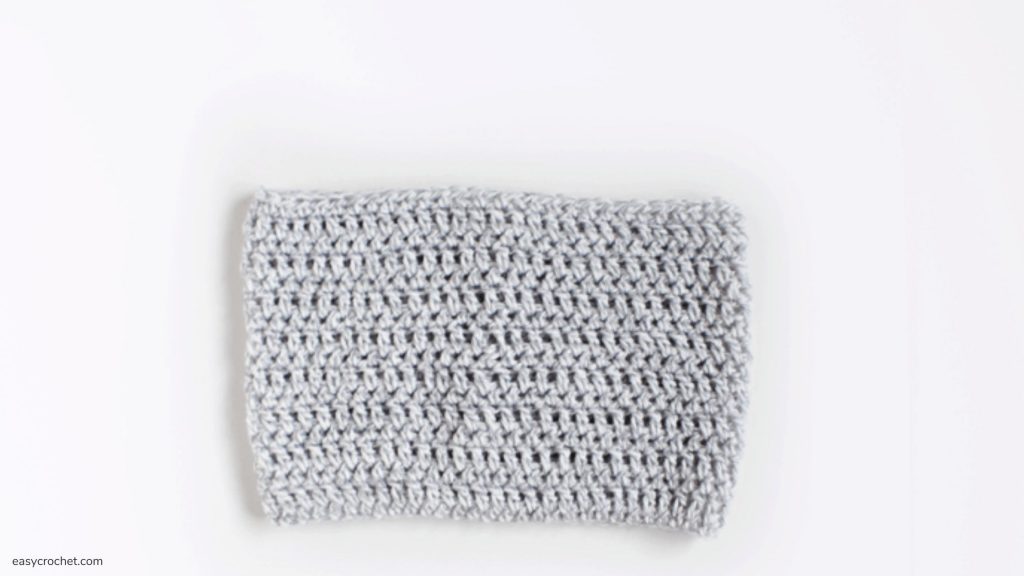 Easy Grey Cowl Crochet Pattern - Easy Crochet Patterns