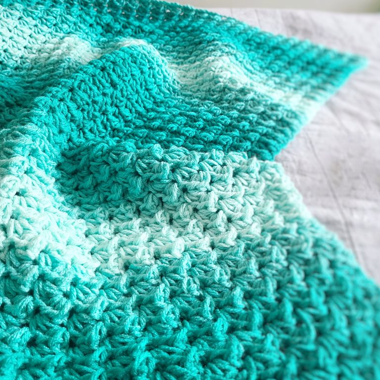 Ombre Crochet Blanket Pattern (Easy & Quick)