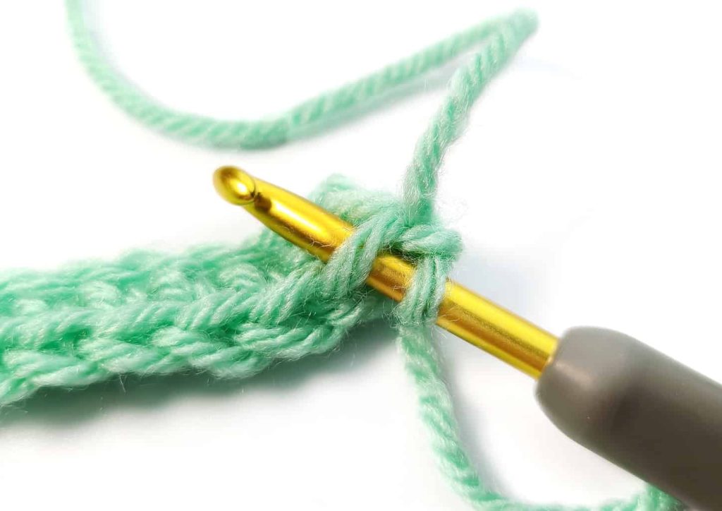 Back Loop Crochet using the Single Crochet Stitch - Easy Crochet Patterns