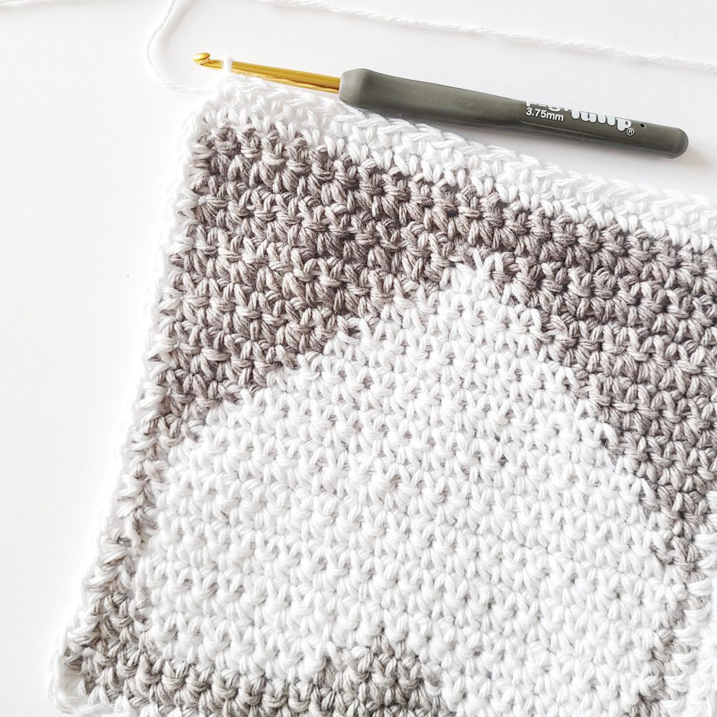 adding a border on a dishcloth