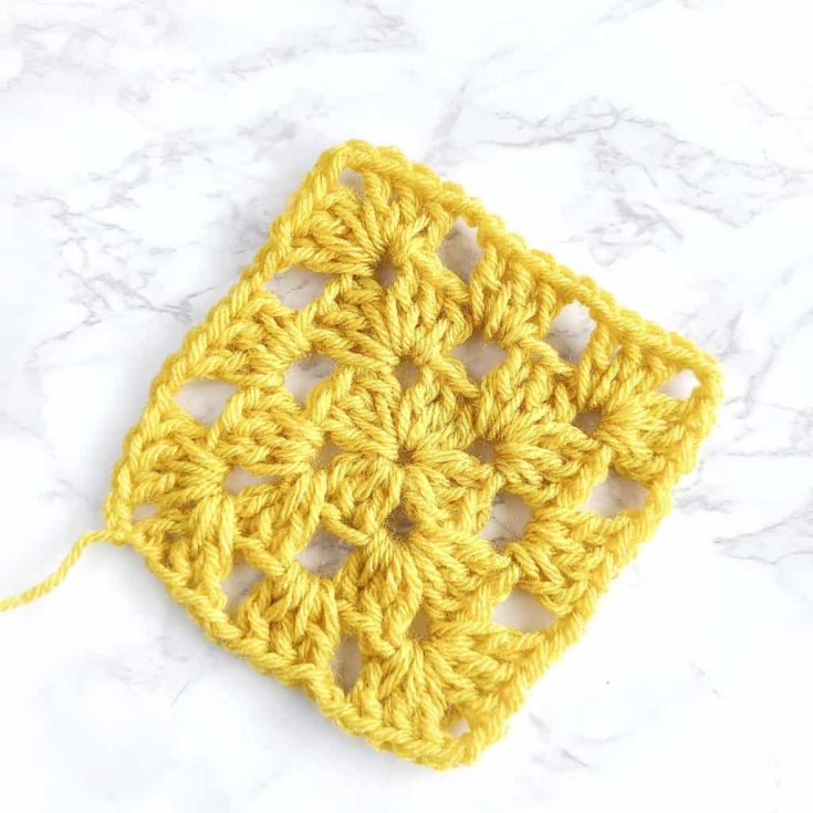 Easy Granny Square - No Seam, No Twist! Easy to Follow Written Crochet  Pattern