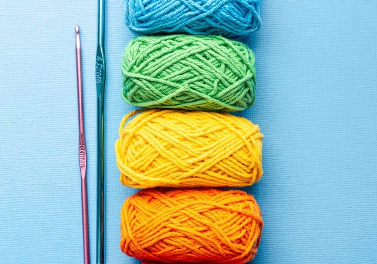 Crochet tools and supplies for beginners: Hooks