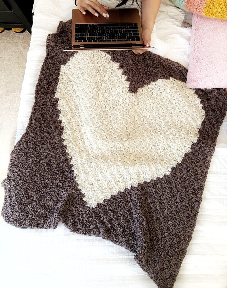 11 Free and Easy Crochet Graphgan Patterns using C2C