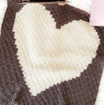 Corner to Corner Heart Blanket Pattern - Easy Crochet Patterns