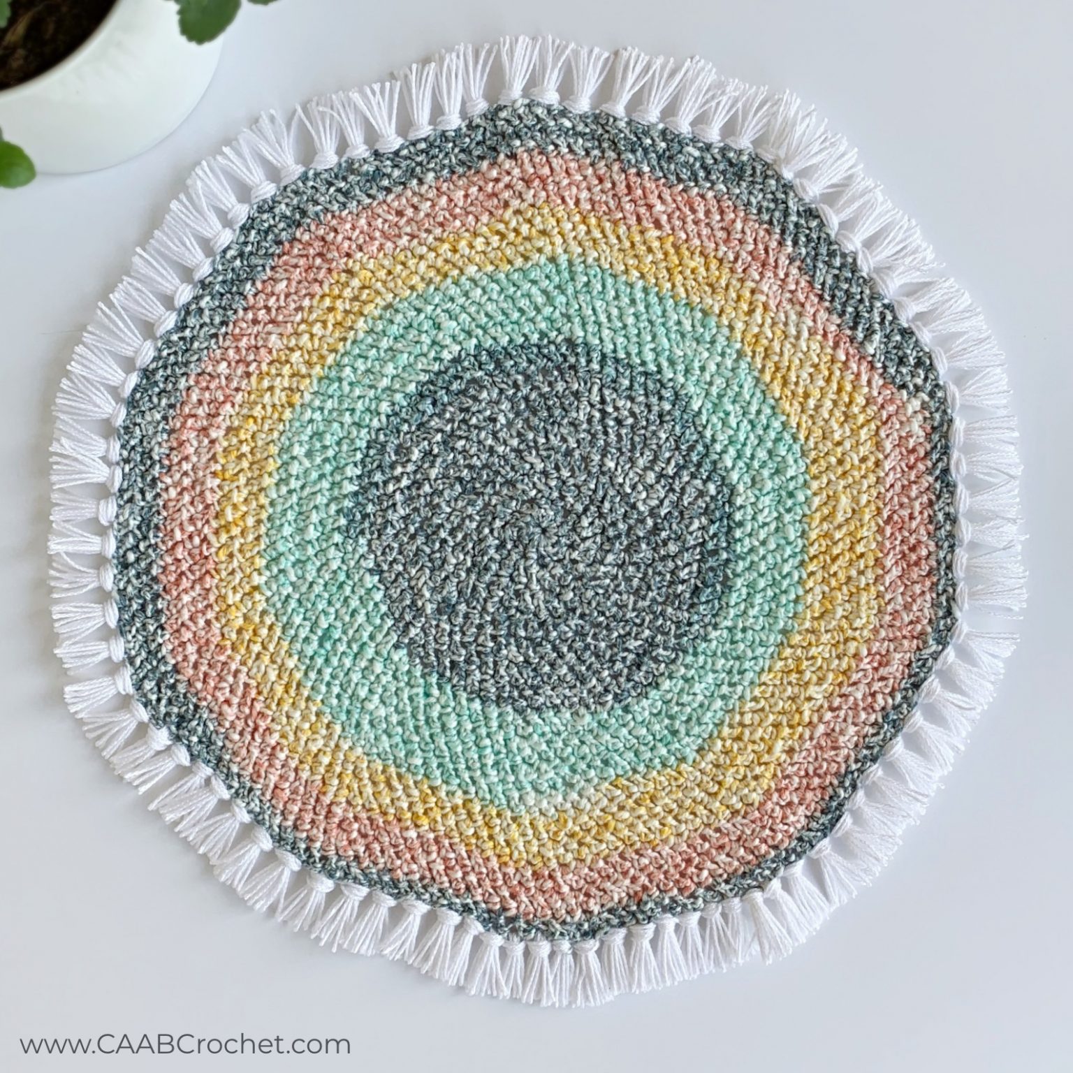 Herringbone Circle Placemat Pattern - Easy Crochet Patterns
