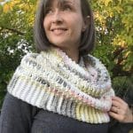 Twisted Chains Cowl