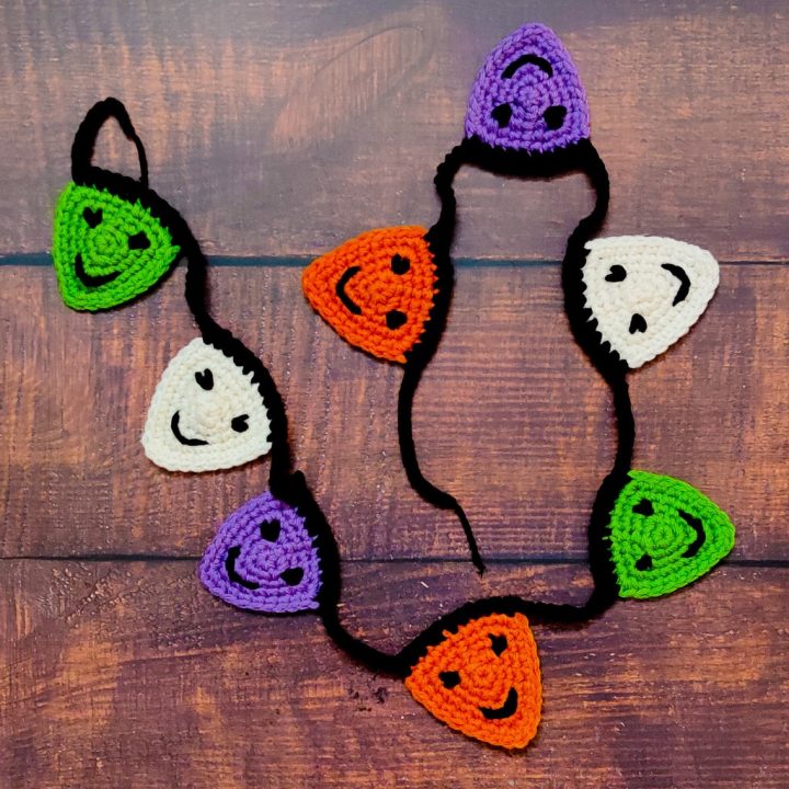 Image for Halloween Applique Bunting Crochet Garland Pattern