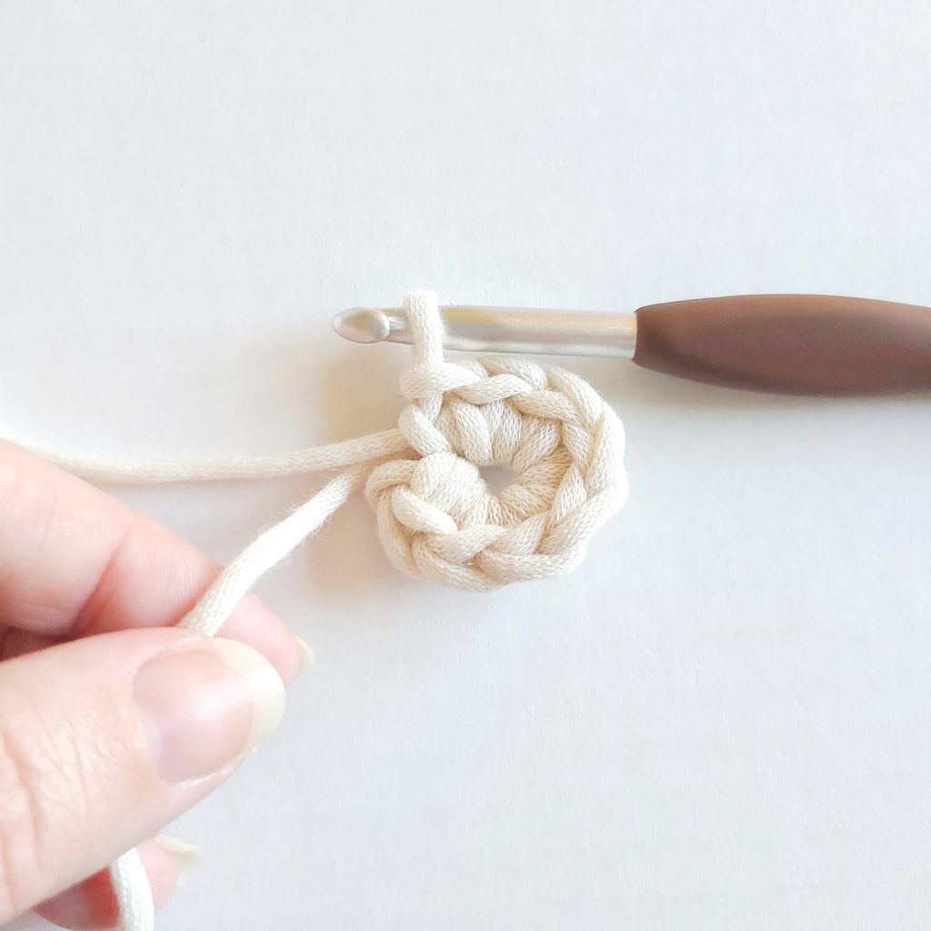 How to Crochet a Magic Loop