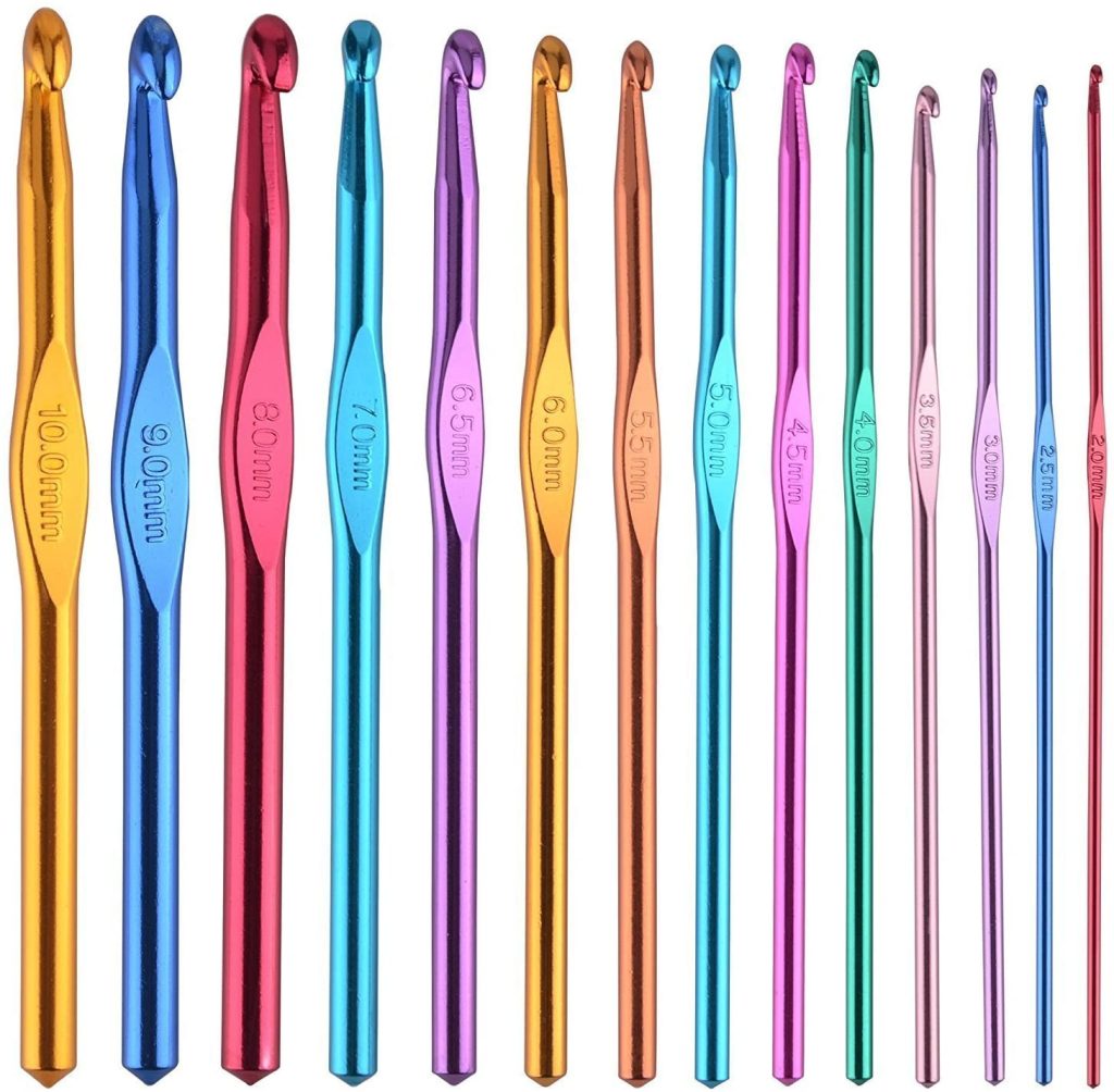 Crochet Hook Size Guide: Chart, Types & Comparisons for Beginners ...