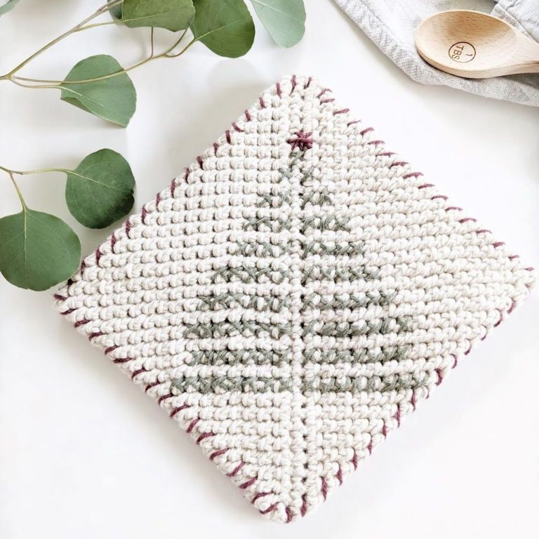 Crochet Christmas Tree Potholder