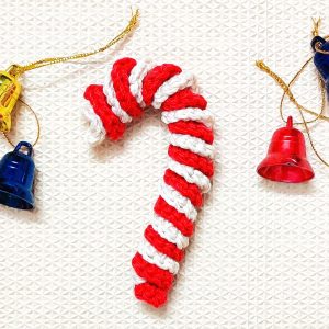How To Crochet an Easy Candy Cane