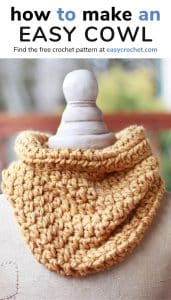 Free Crochet Pattern for a Chunky Cowl - Easy Crochet