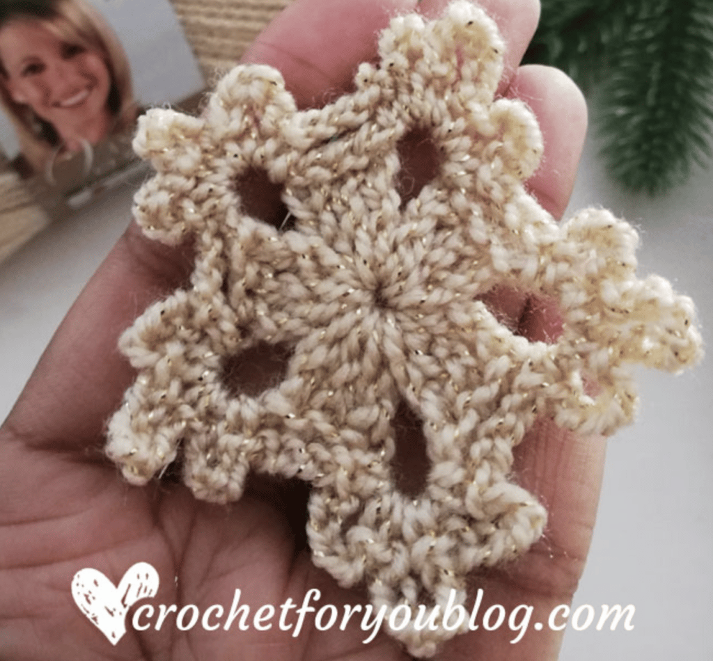 5-Minute Crochet Snowflake Free Pattern - Crochet For You